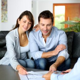 Program rządowy Pierwsze Mieszkanie 2023 - plusy i minusy